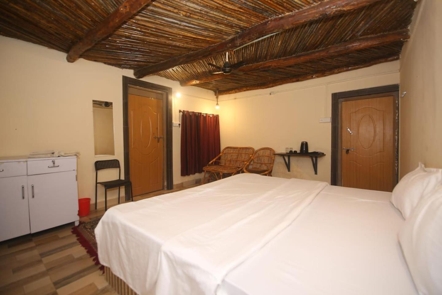 Tribal Wood Resort Dhanwār Esterno foto